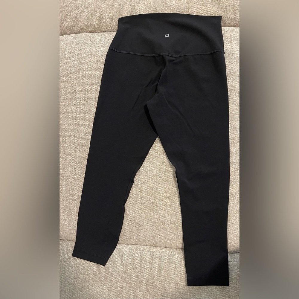 Lululemon align crop 23” inch leggings women’s size 8 black